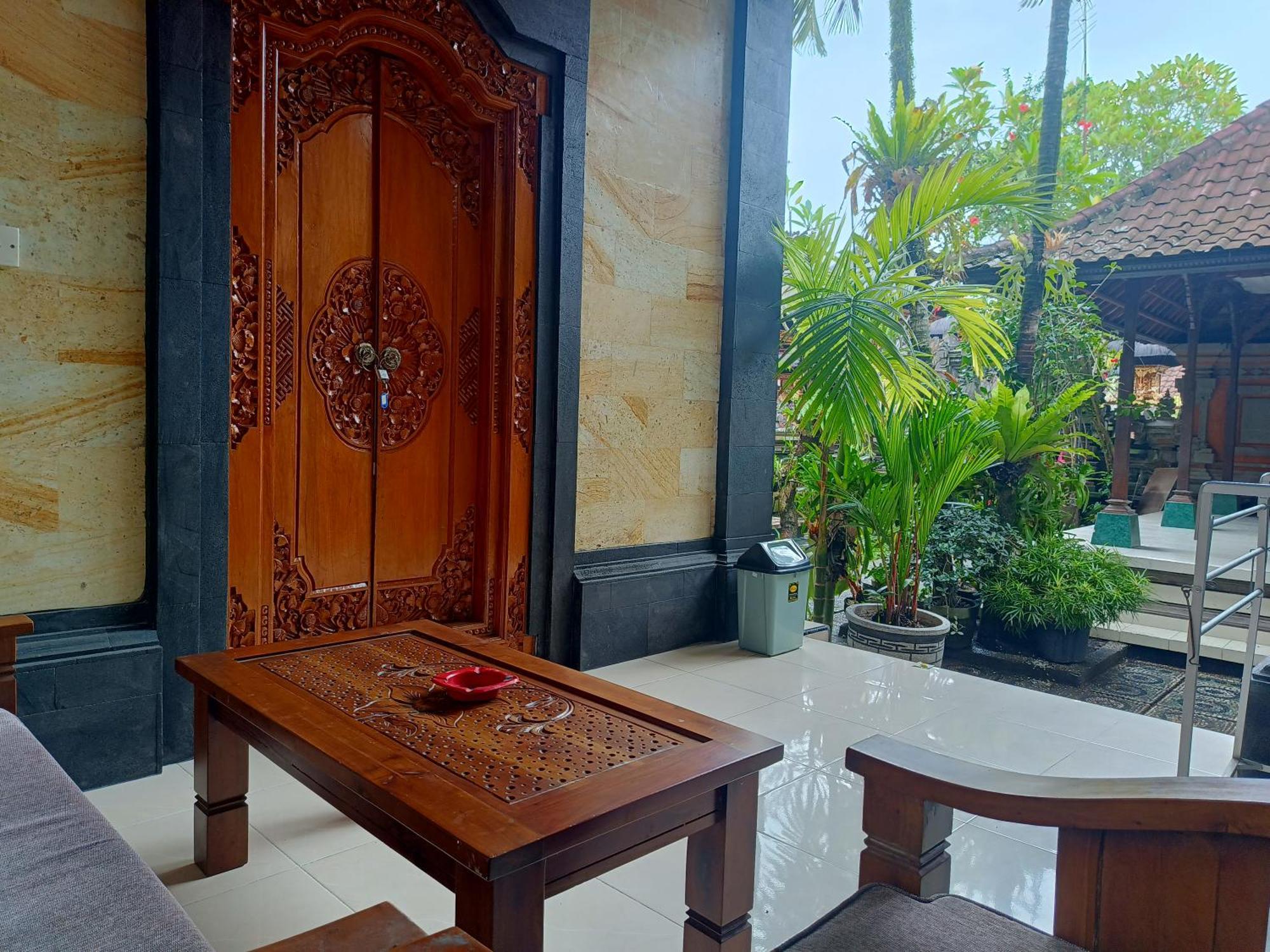 Nyoman House Ubud Exteriör bild
